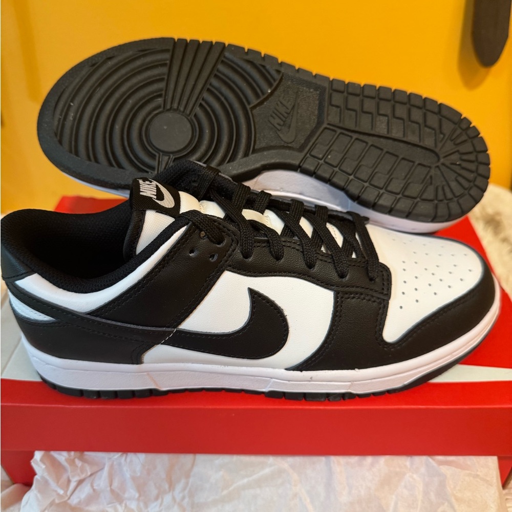 Nike Dunk Low Retro White Black Panda